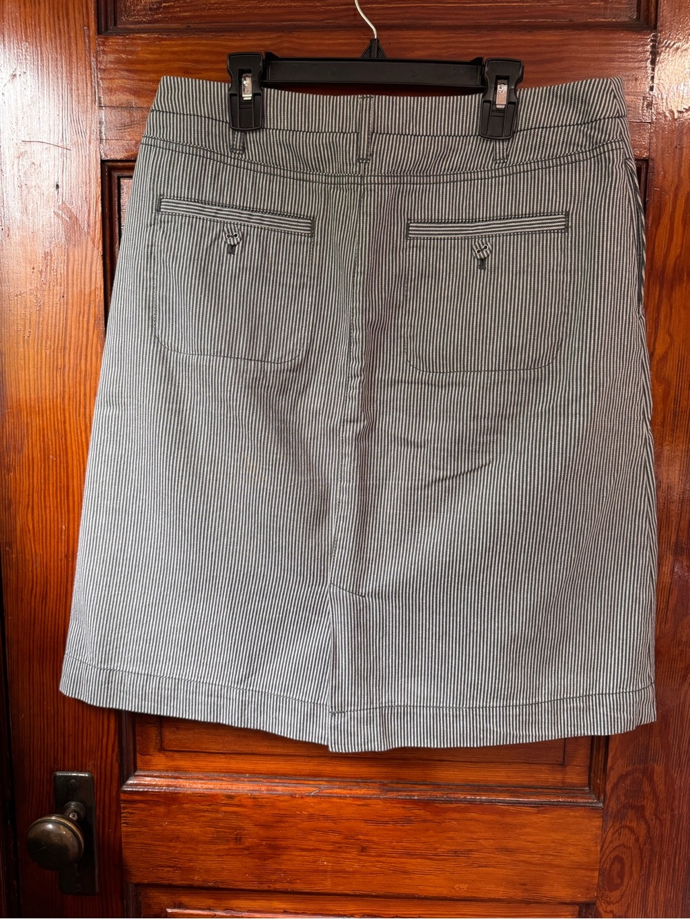 Skirt- pinstripe Gray and White Flat Front